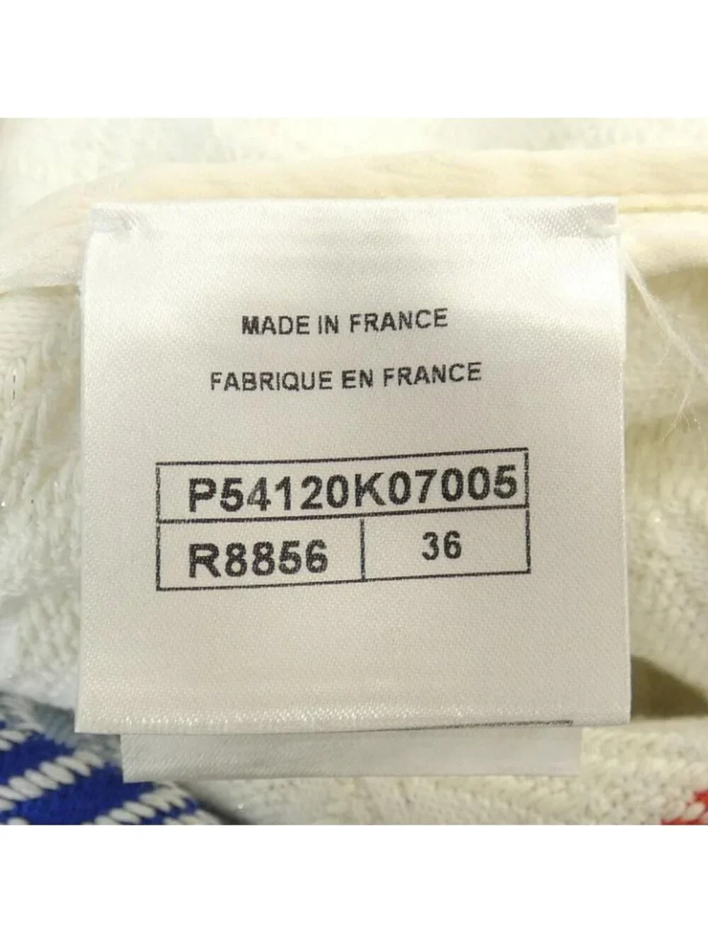 Chanel Collarless Jacket - Picture 4 of 7